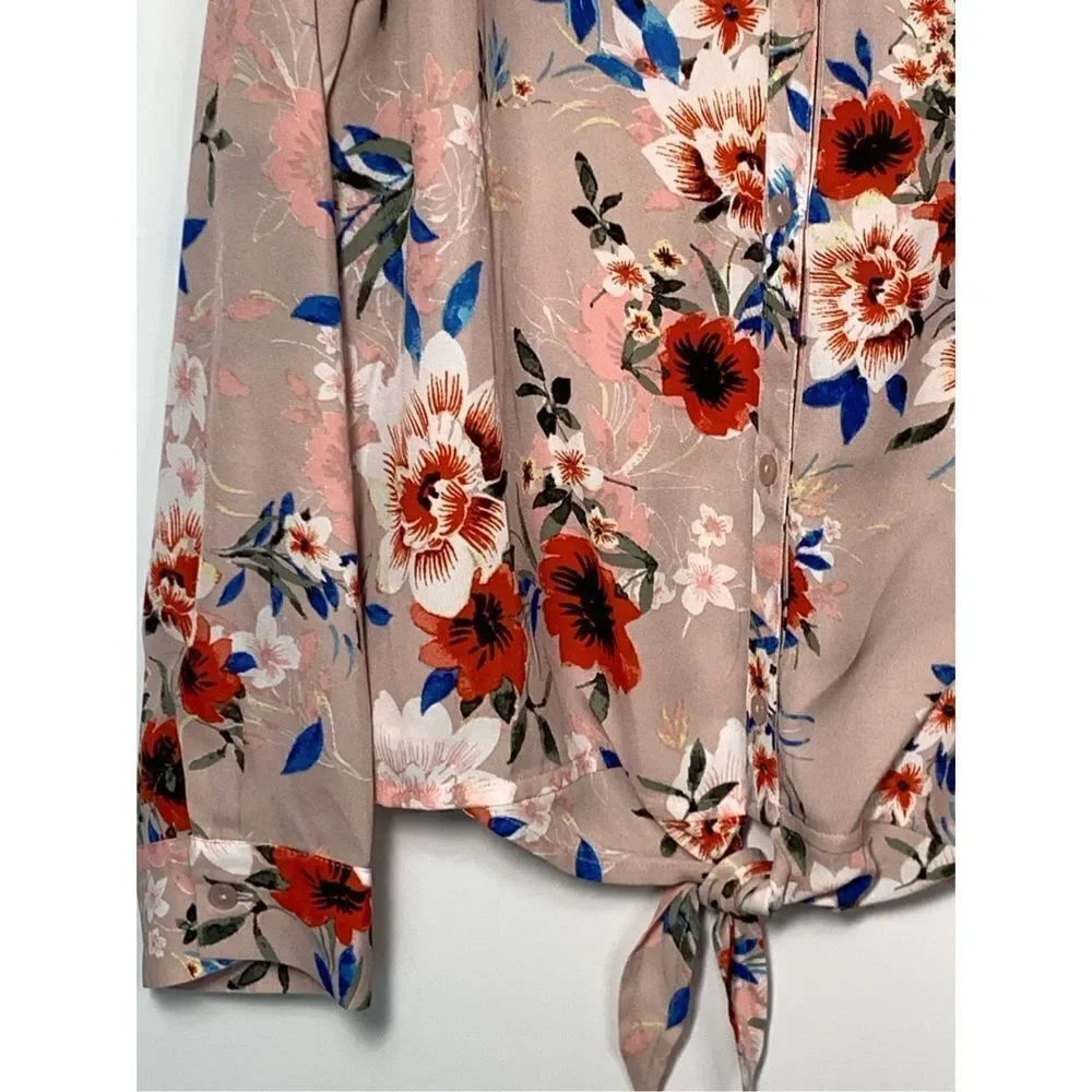 Sanctuary Women's Floral Split Neck Button Front Knot Blouse Blush Large NWOT